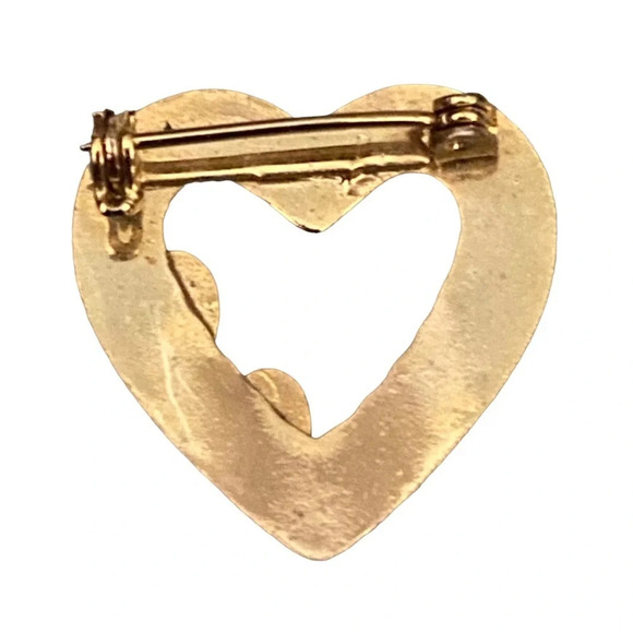 Vintage Heart Enamel Gold Tone Brooch - Picture 3 of 3